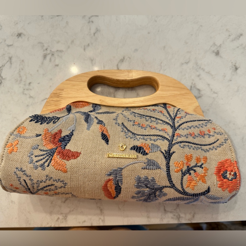 NWT Spartina 449 Bellinger Floral Branch Miranda Clutch